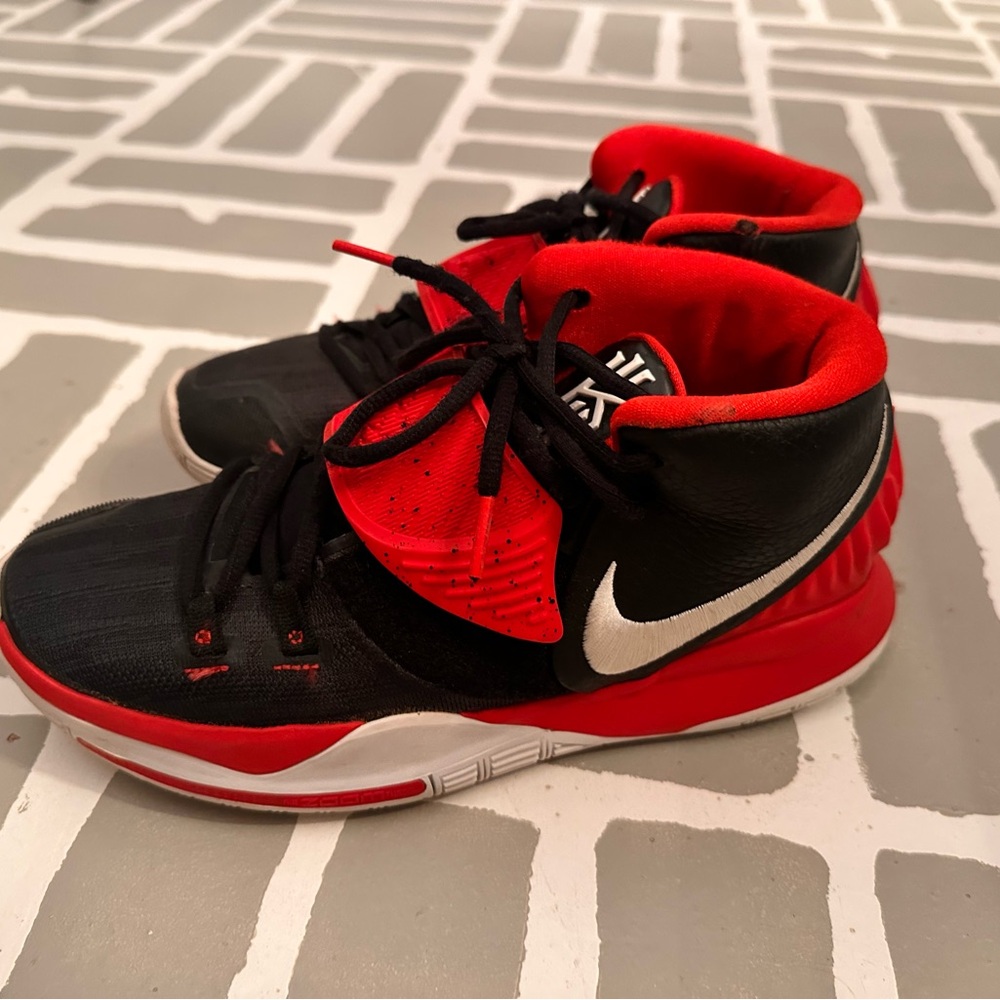 Nike KYRIE 6 TEAM 'UNIVERSITY RED'